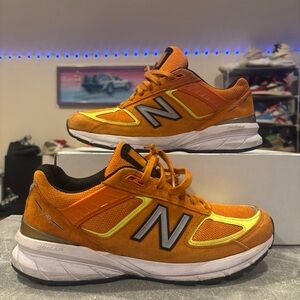 New Balance 990 orange size 9
